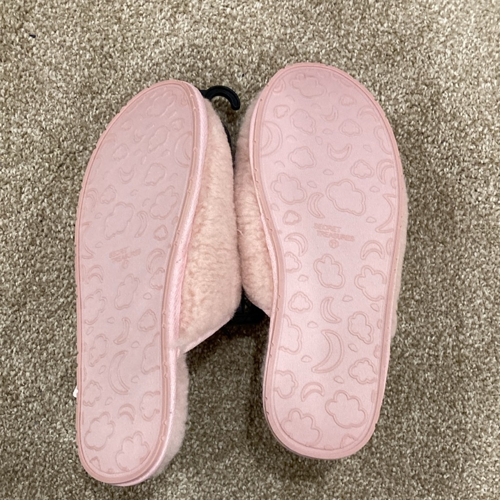 Bundle 2 NWT Secret Treasures slippers - size 11 - Picture 3 of 8